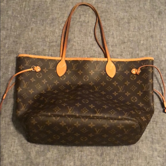 Louis Vuitton Handbags - Authentic Louis Vuitton Neverfull MM